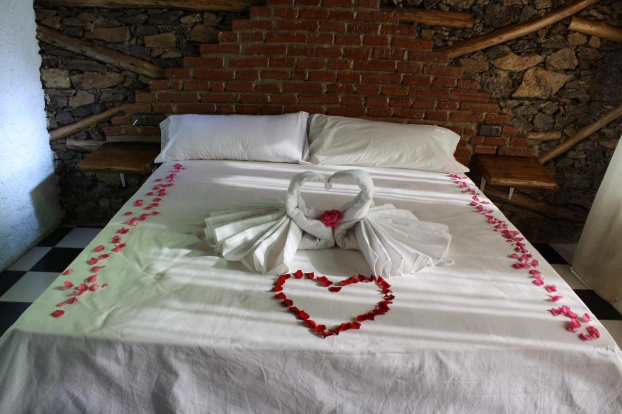 Beni Chiker Hotel Leonor מראה חיצוני תמונה