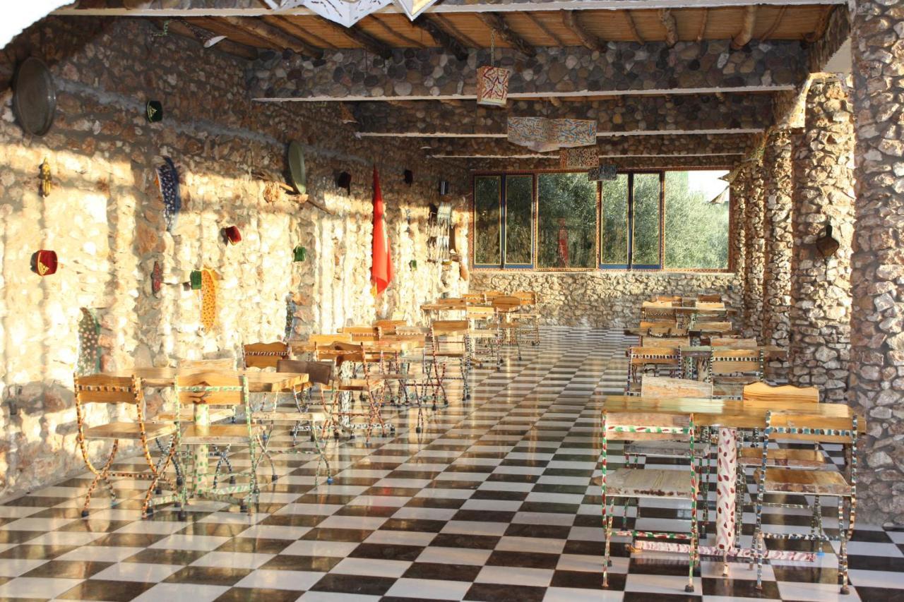 Beni Chiker Hotel Leonor מראה חיצוני תמונה